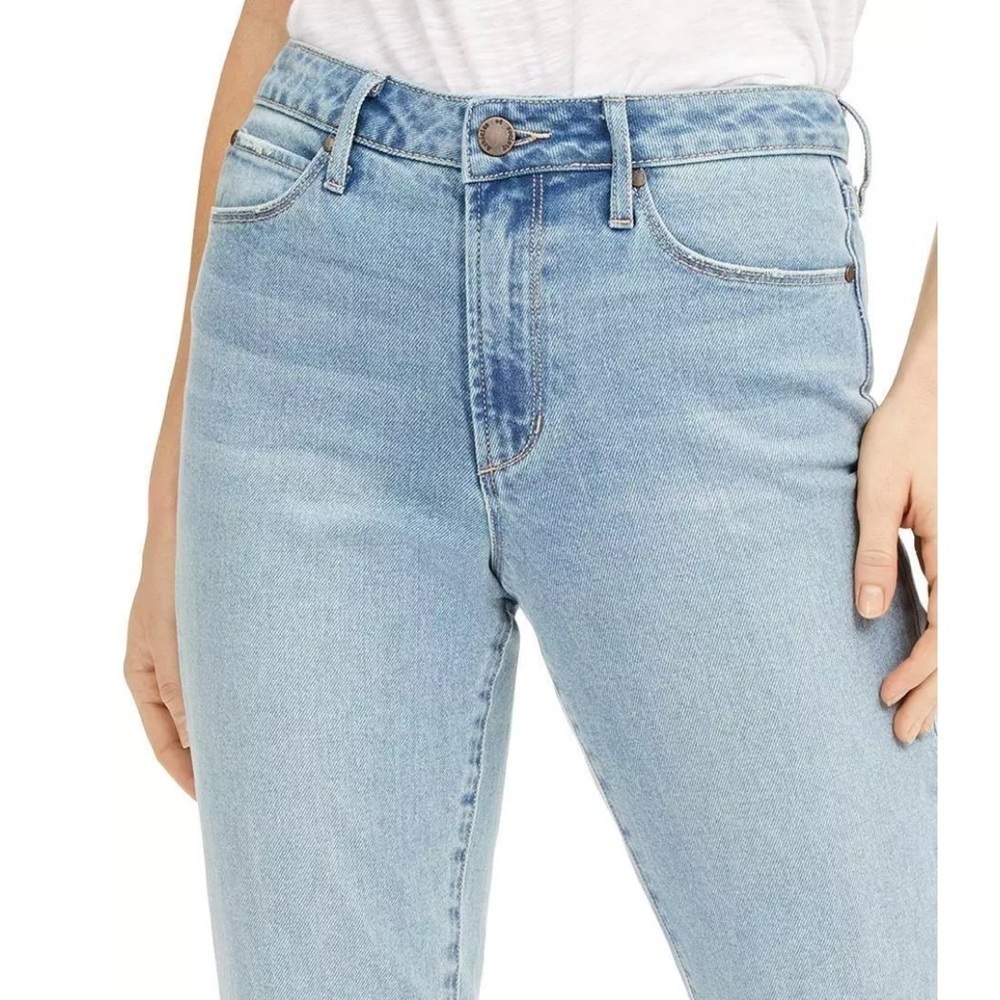 Articles of Society Rene Ankle Straight Jeans in Eden Wash - Picture 4 of 13